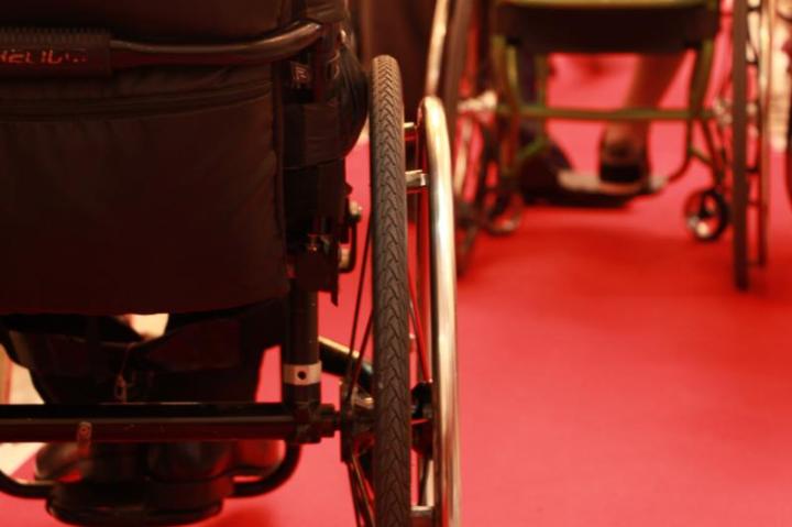 fauteuils-sur-le-tapis-rouge