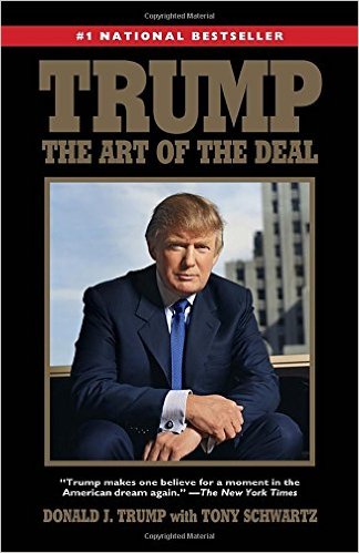 The art of the Deal est le livre auto-biographique de Donald Trump, publié le 1er novembre 1987. Ce livre est resté, pendant 13 semaines, n°1 du « New York Times Best Seller list ». (Crédit photo : Amazon)
