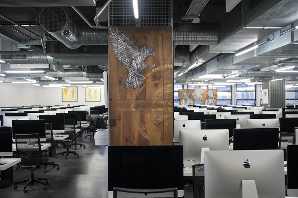 monkeybird%2c-sans-titre-serie-singerie-oisive-1-1%2c-2014-lignel-photographe-baptiste-min