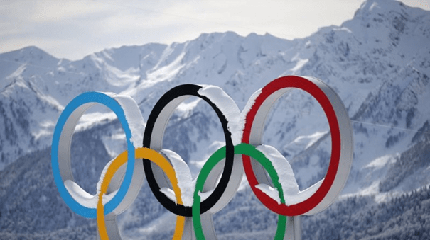 JO-hiver-anneaux-olympiques