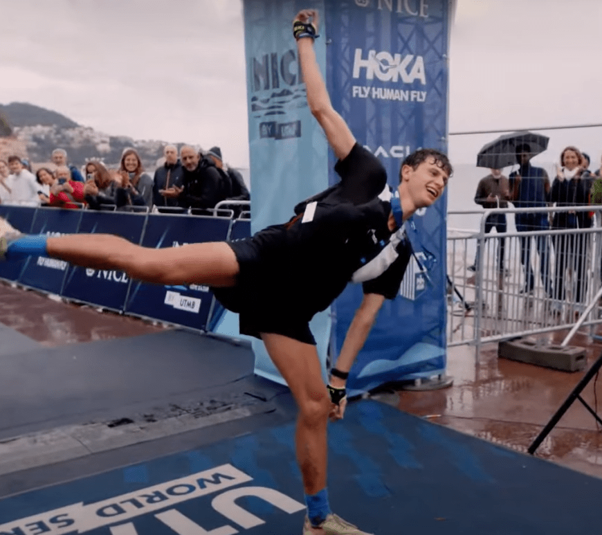 Hugo Deck s’offre même une étoile sous l’arche ! - Crédit photo : outdoor sport live 