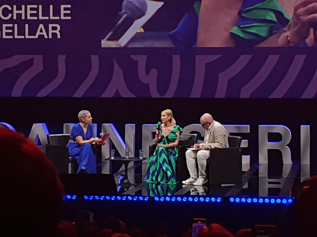 La venue de l’actrice américaine qui reçoit le prix d’honneur Canal+ Icon Award créé l’engouement pour cette sixième édition du festival.