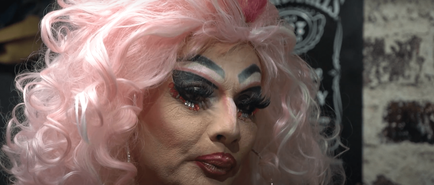 Cristal Lova est une drag queen qui n'est pas comme les autres.