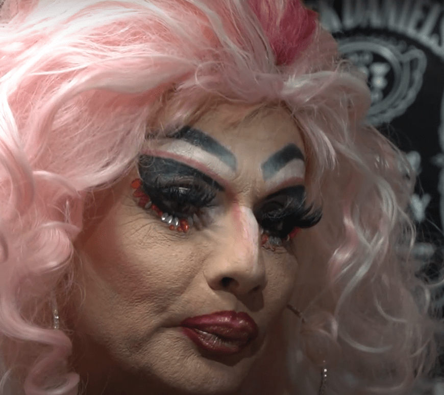 Cristal Lova est une drag queen qui n'est pas comme les autres.