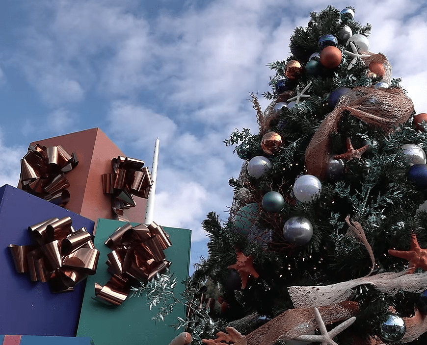 Les plages privées de Cannes se transforment pour Noël. Photo : M.L.