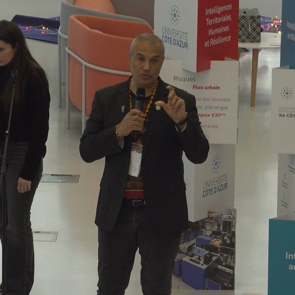 Entre fake news et manque de financements, les vastes défis des scientifiques